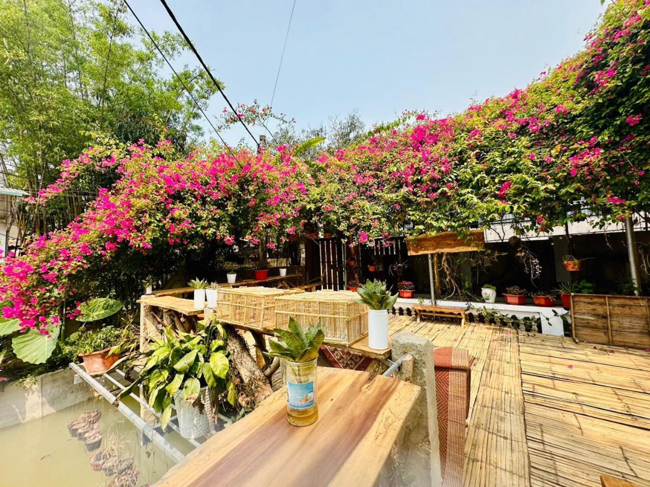 Minh Ngoc Homestay Dien Bien Phu Ban Him Lom Exterior photo
