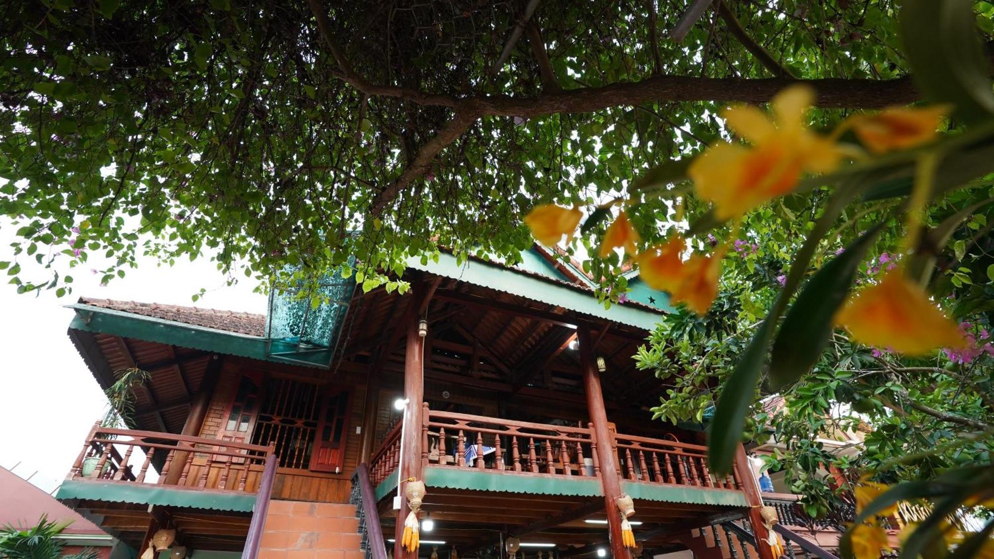 Minh Ngoc Homestay Dien Bien Phu Ban Him Lom Exterior photo