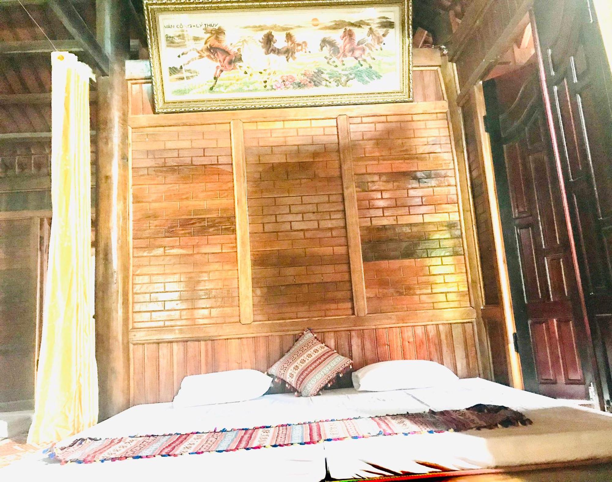 Minh Ngoc Homestay Dien Bien Phu Ban Him Lom Exterior photo
